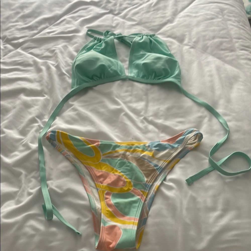 Sunbeam Tunneled Keyhole Halter Top & Cheeky Hipster Bikini Set